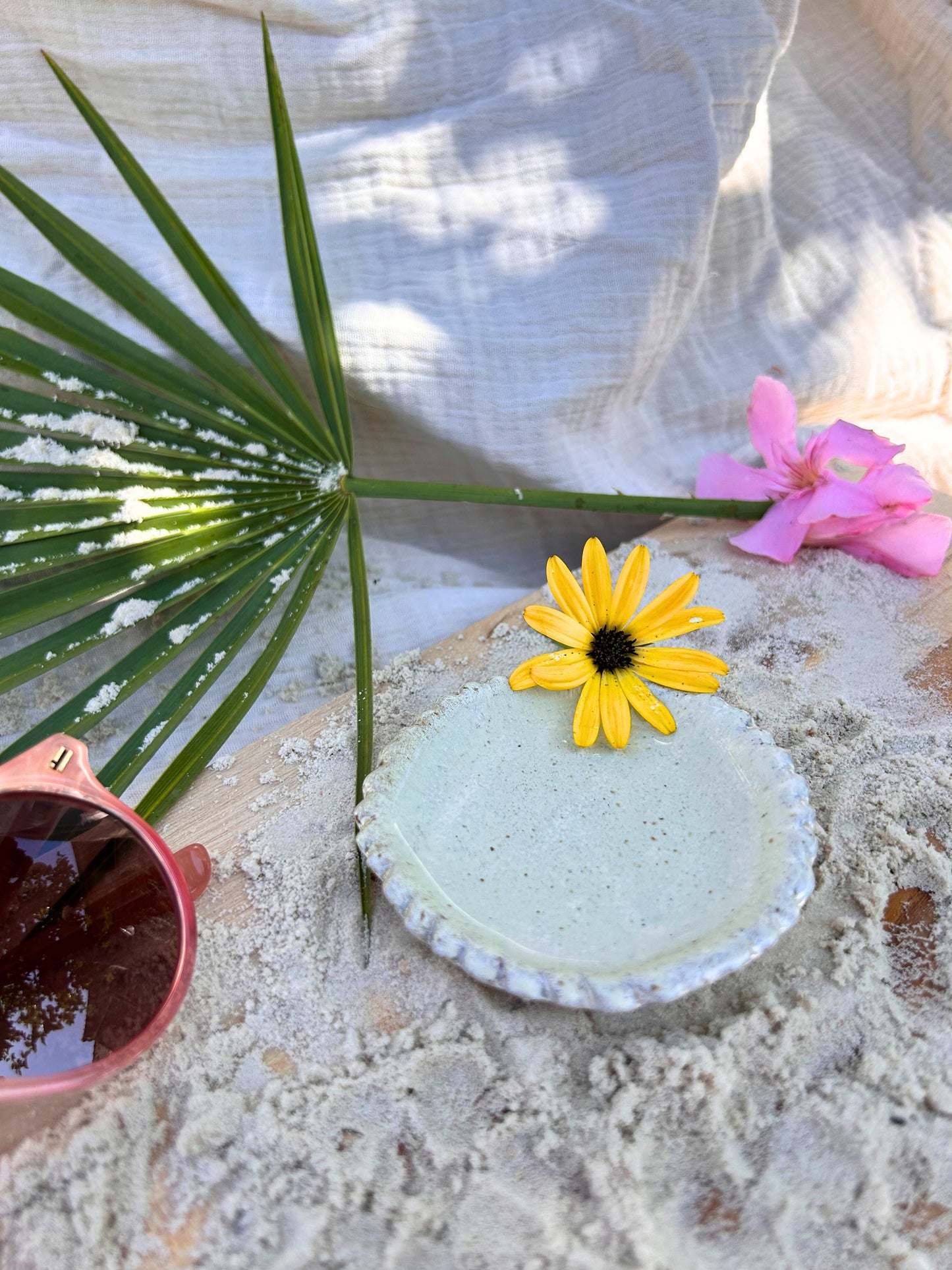Coupelle abreuvoir pour pollinisateurs en céramique