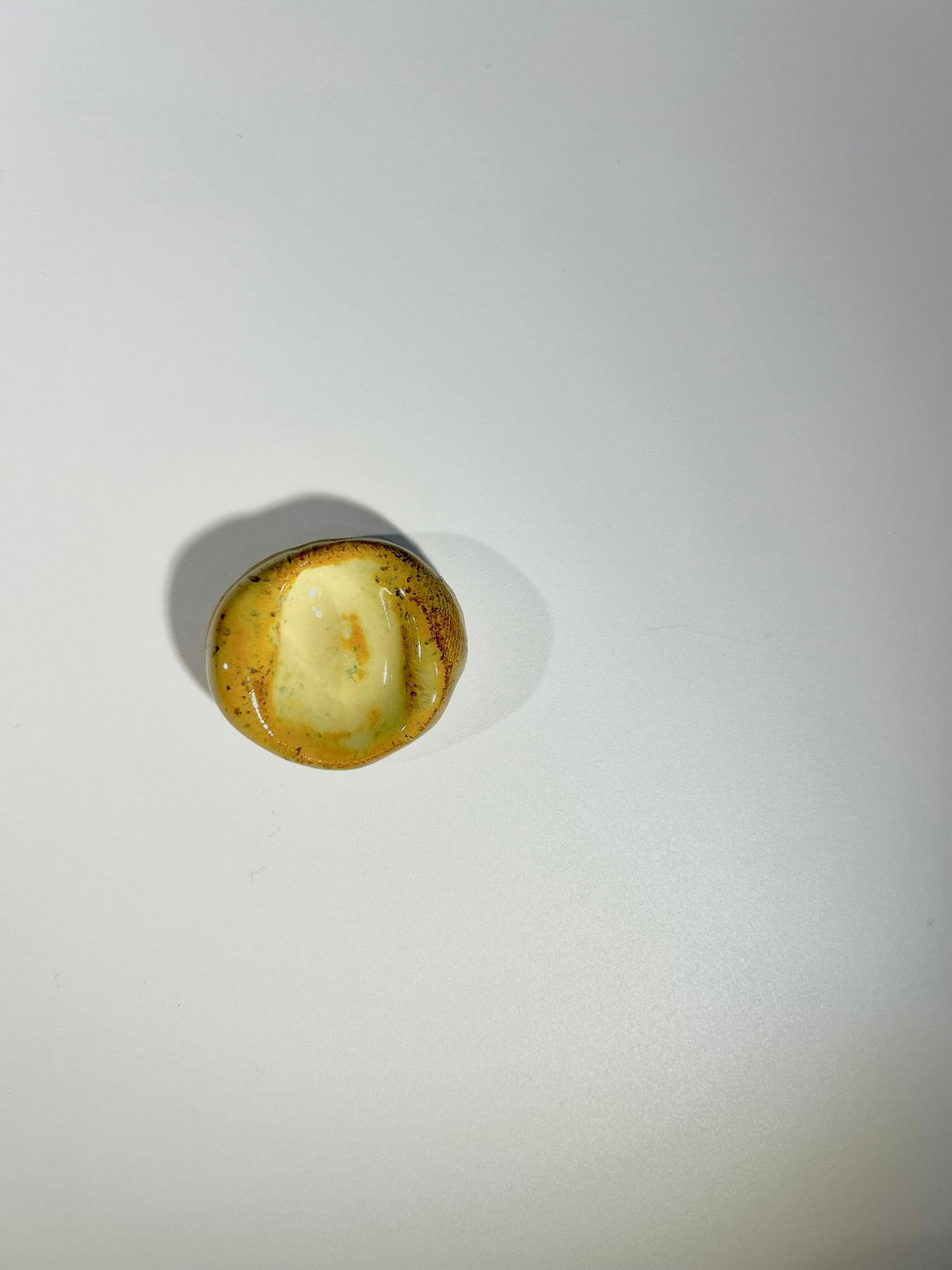 Worry stone : galet d'apaisement grigris en céramique
