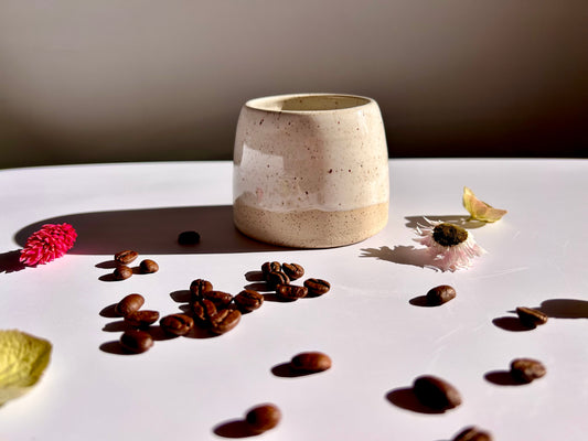 Mug en céramique blanc pyrité