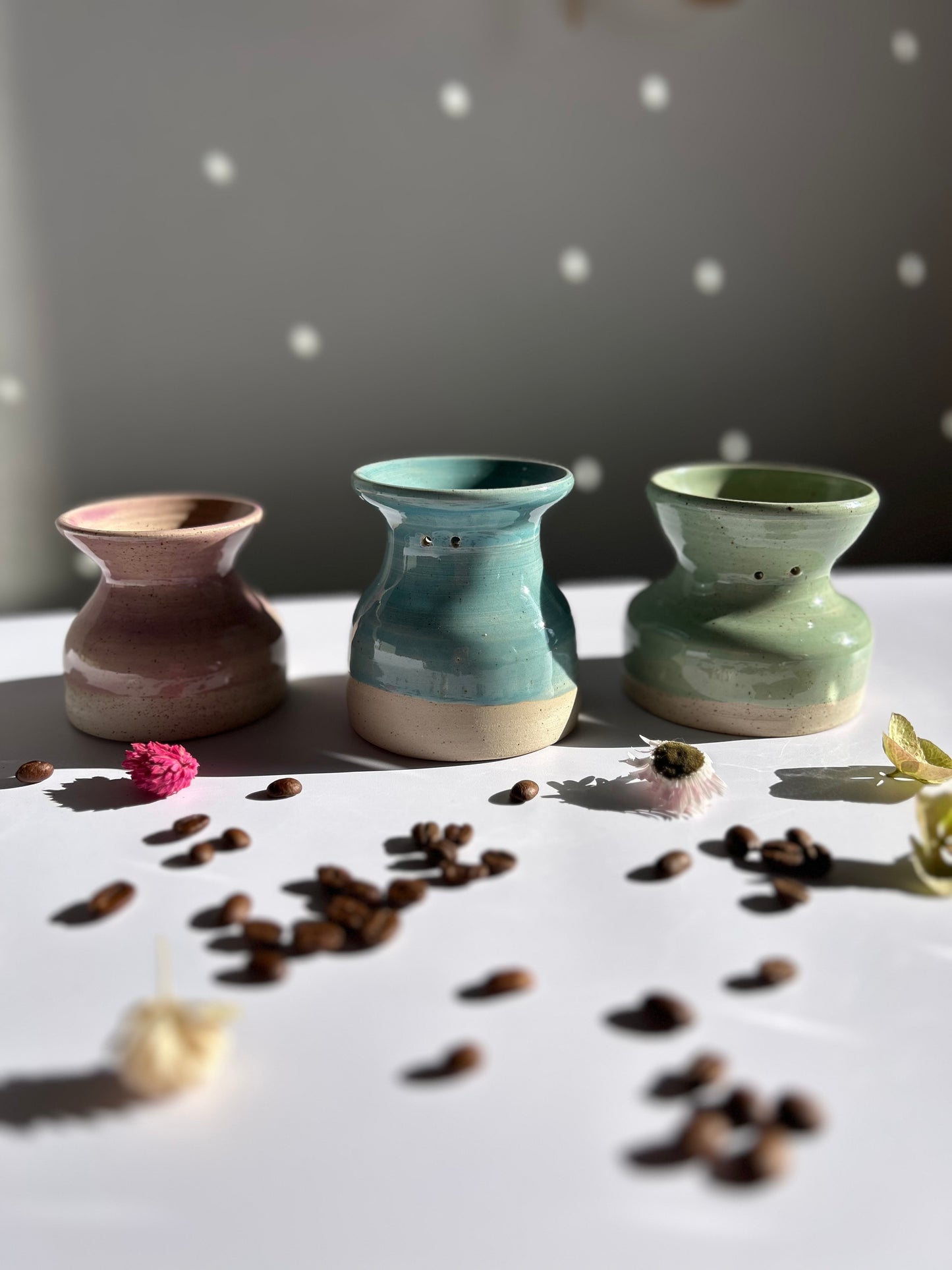 Vase en céramique violet