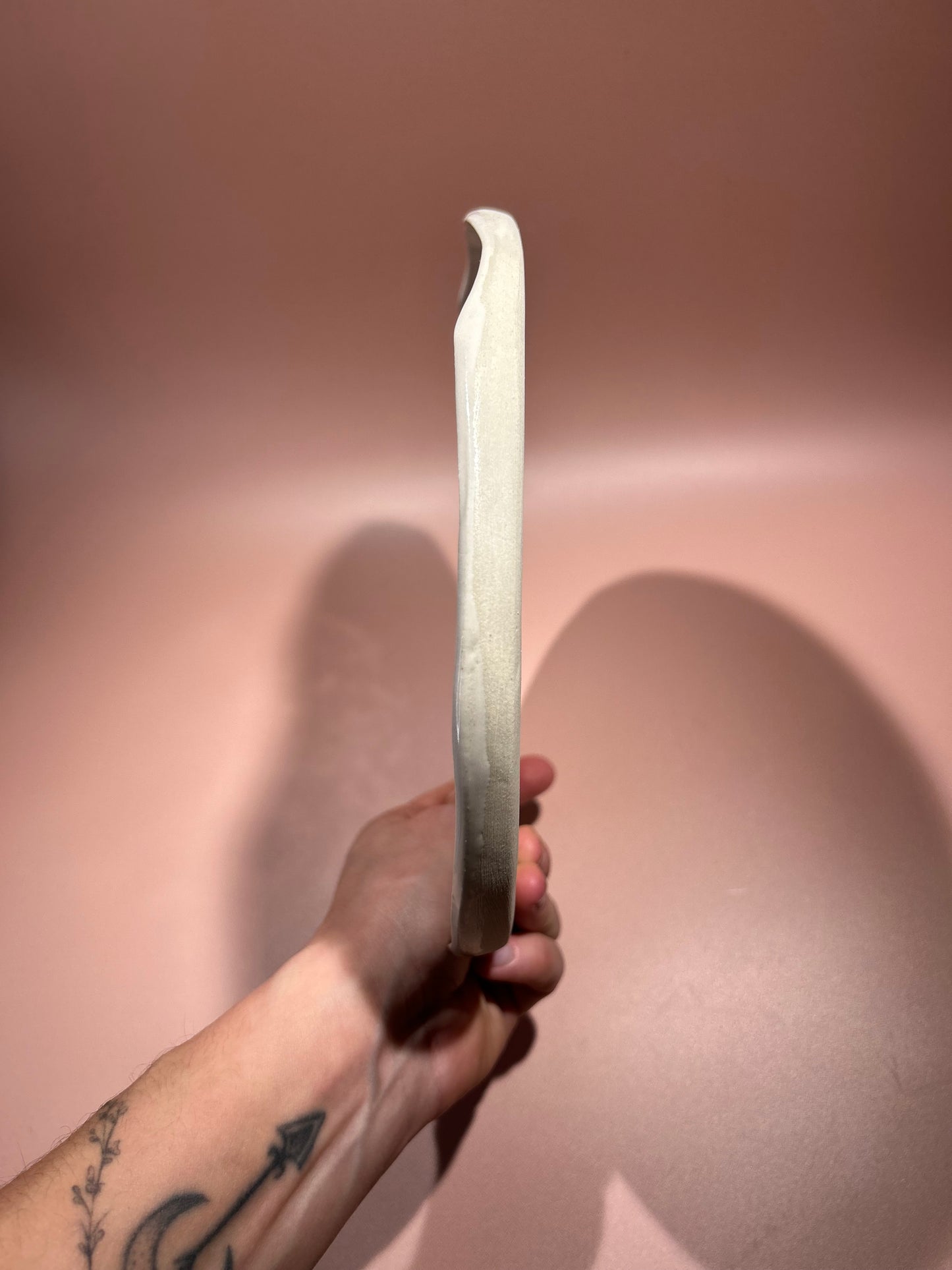 Petite assiette en céramique
