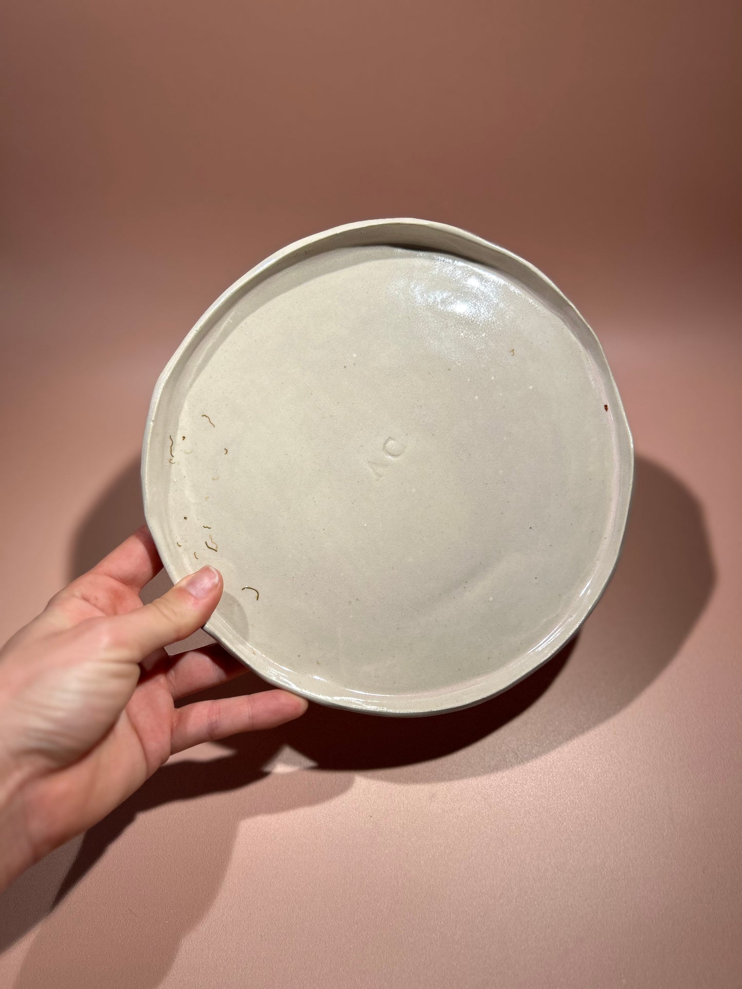 Petite assiette en céramique