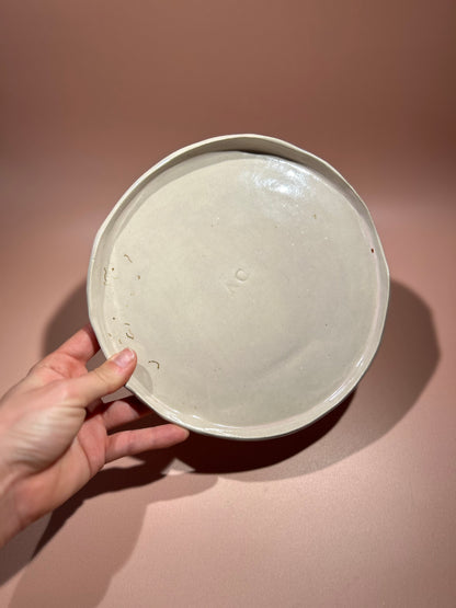 Petite assiette en céramique