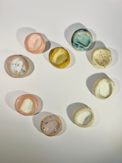 Worry stone : galet d'apaisement grigris en céramique