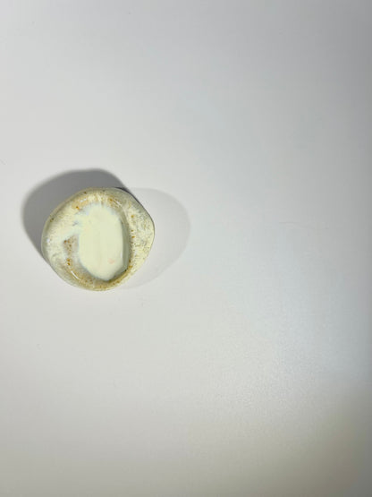 Worry stone : galet d'apaisement grigris en céramique