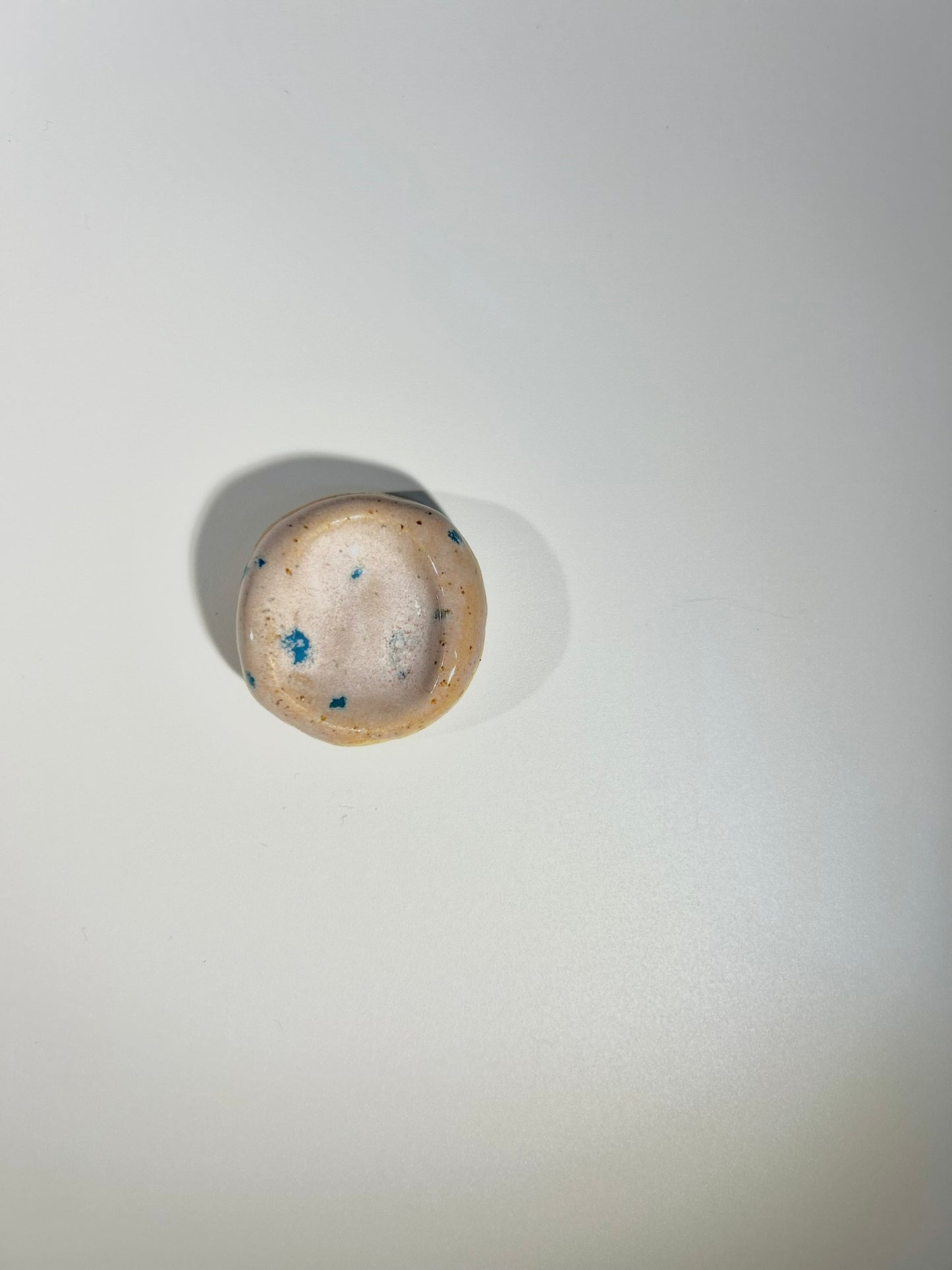 Worry stone : galet d'apaisement grigris en céramique