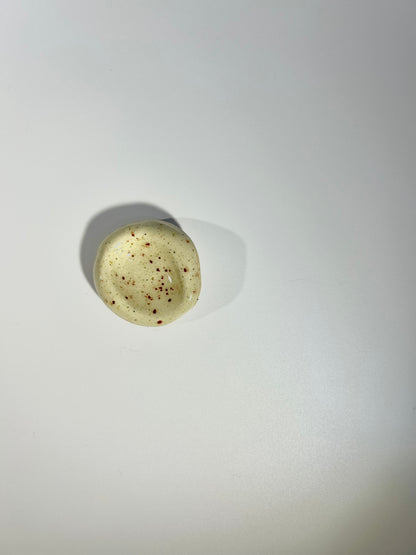 Worry stone : galet d'apaisement grigris en céramique