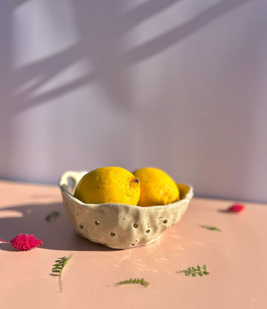 Petite passoire en ceramique