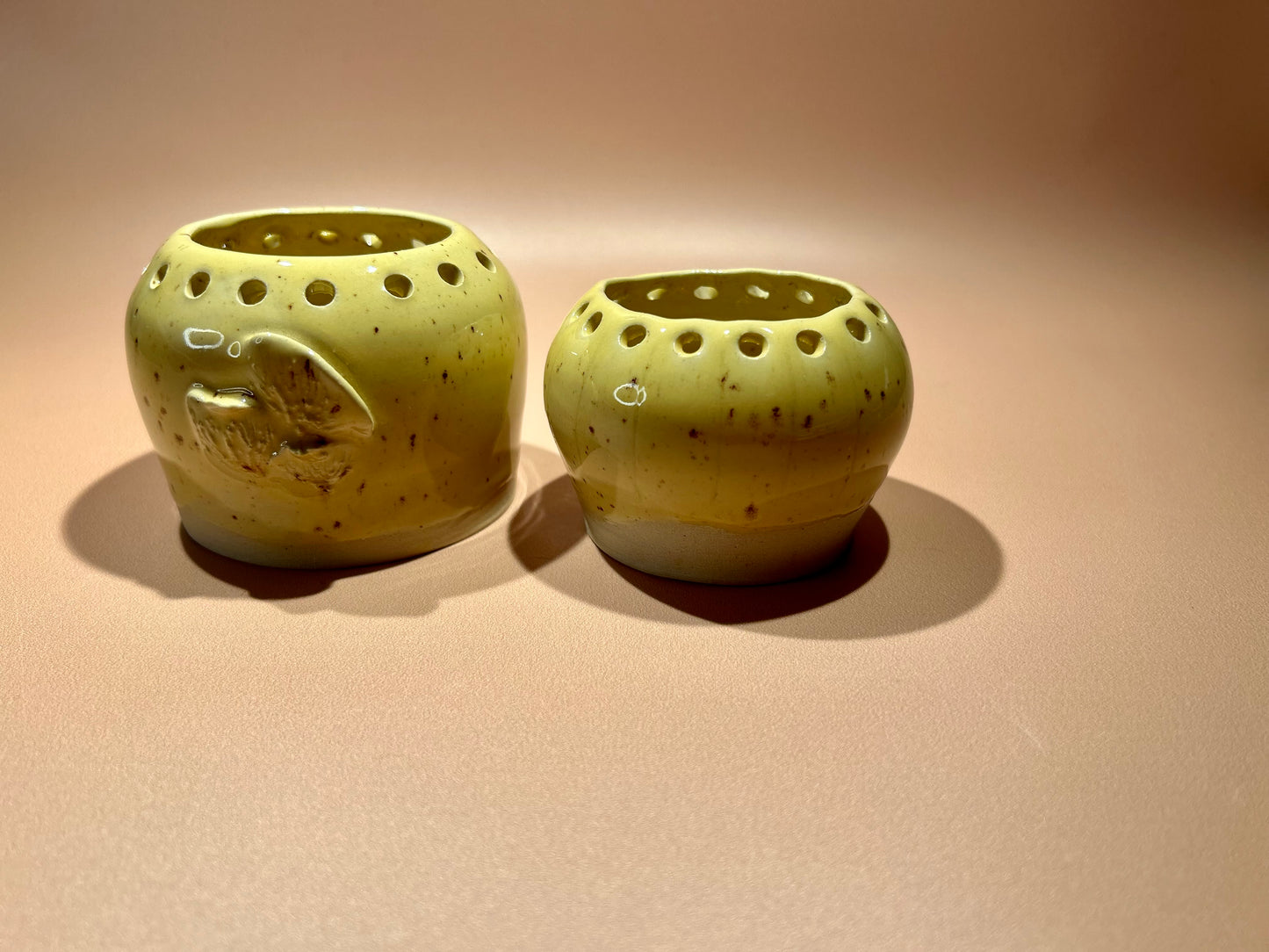 Lot de 2 petits pots en céramique