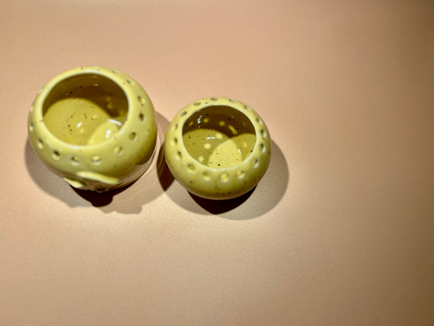 Lot de 2 petits pots en céramique