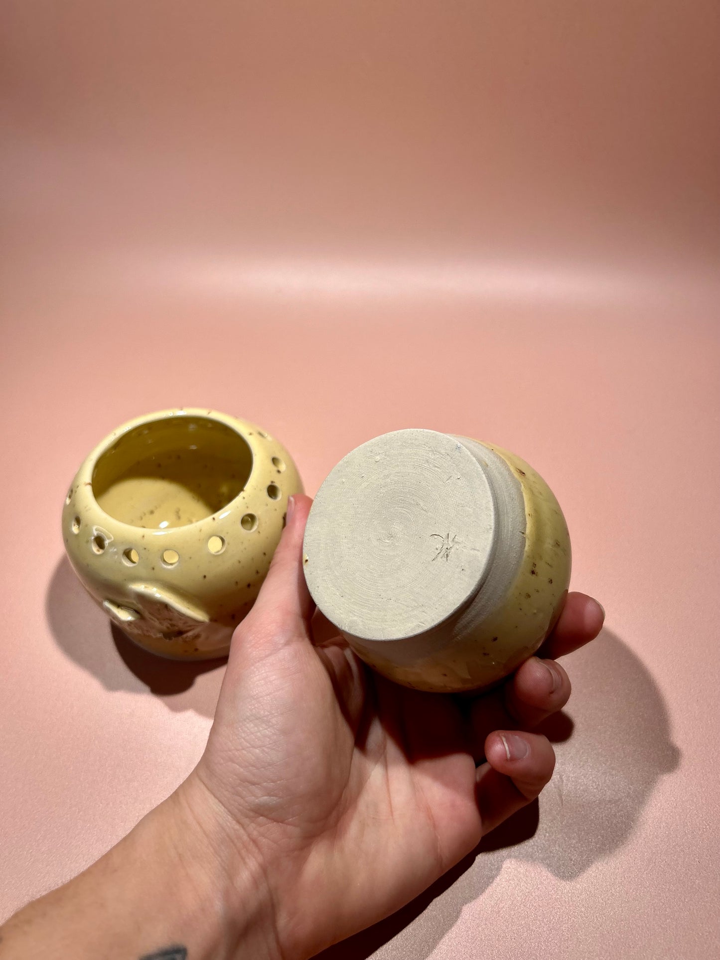 Lot de 2 petits pots en céramique