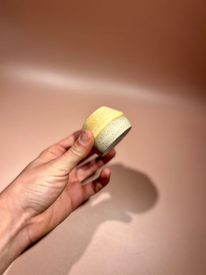 Mini soliflore en céramique abricot
