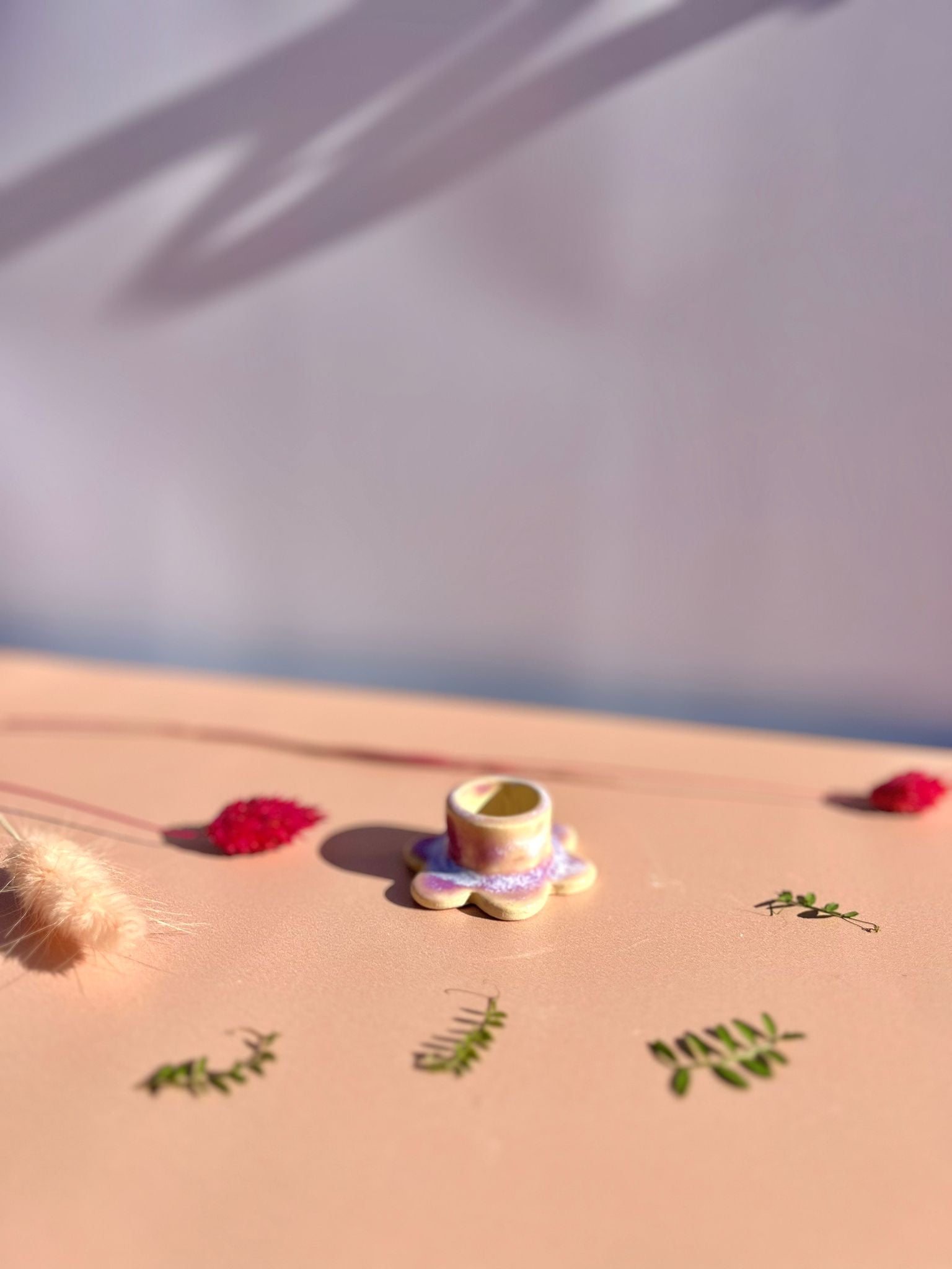 bougeoir en ceramique fleur violet