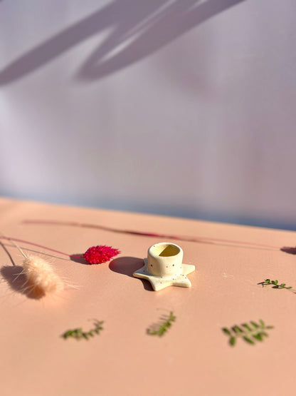 bougeoir_etoile_en_ceramique_blanc