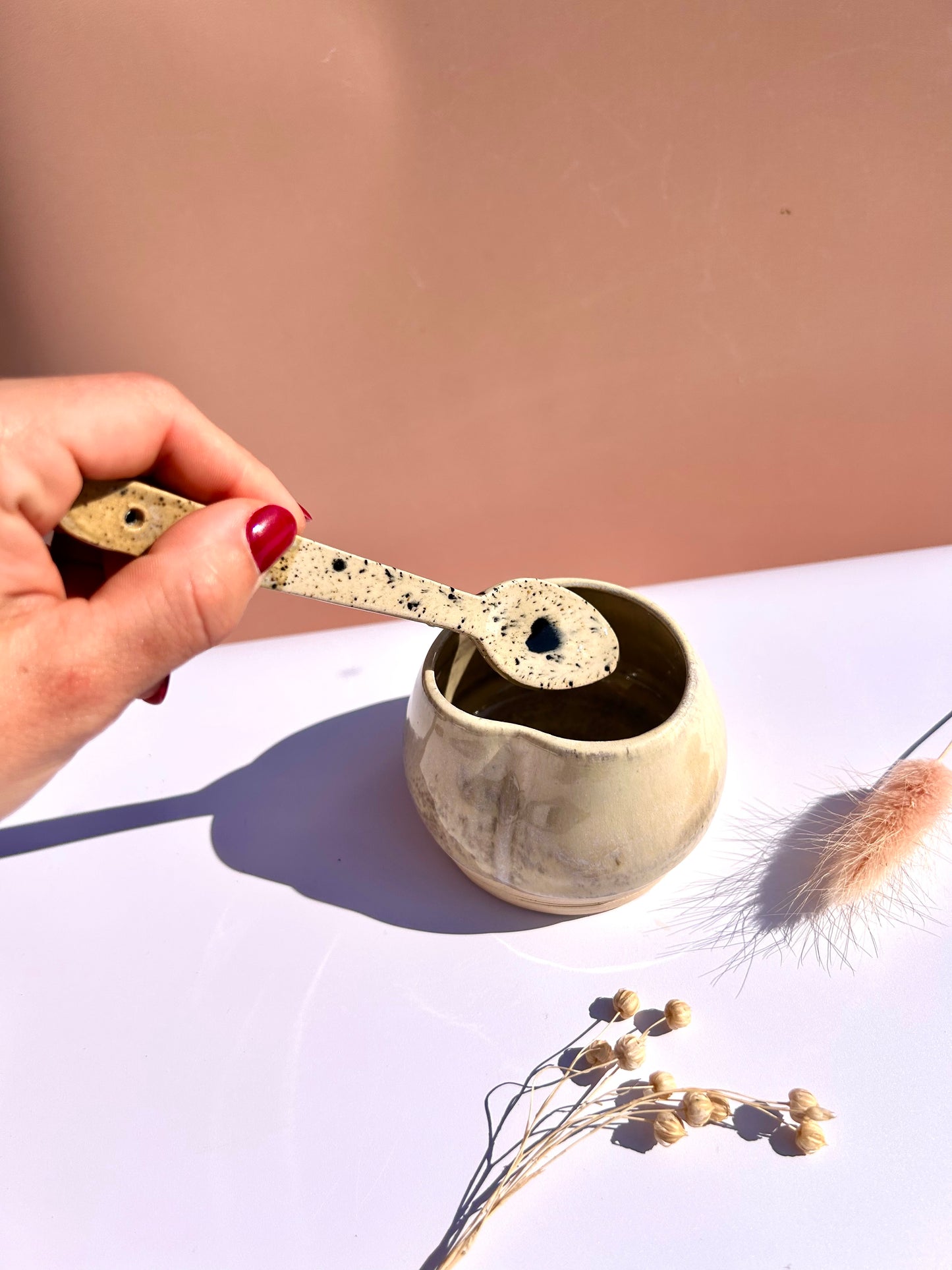 Tasse cœur en céramique