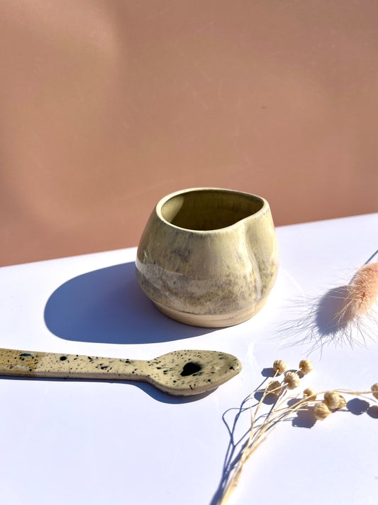 Tasse cœur en céramique